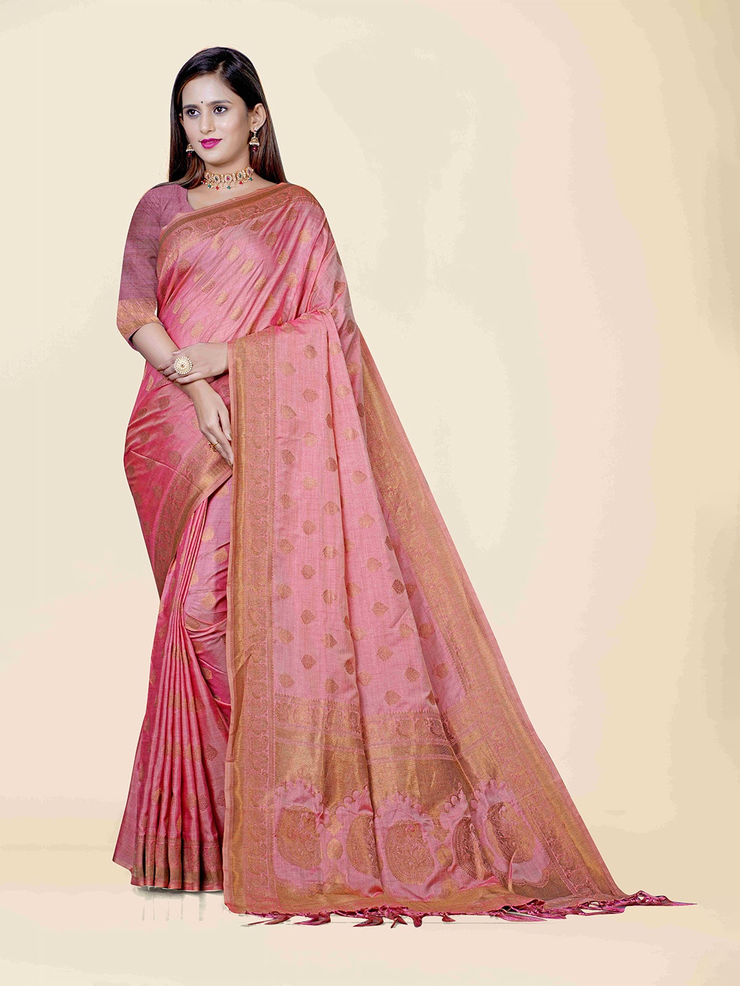 

KAJREE Pink & Gold-Toned Woven Design Zari Silk Blend Saree