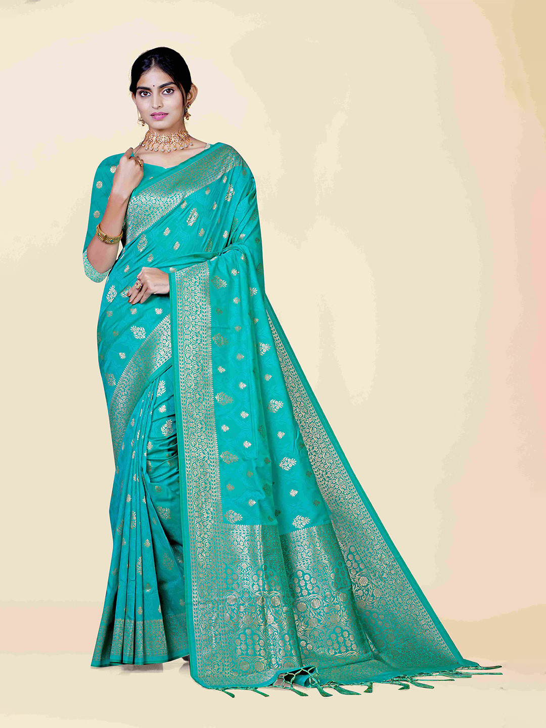

KAJREE Teal & Gold-Toned Woven Design Zari Pure Silk Banarasi Saree