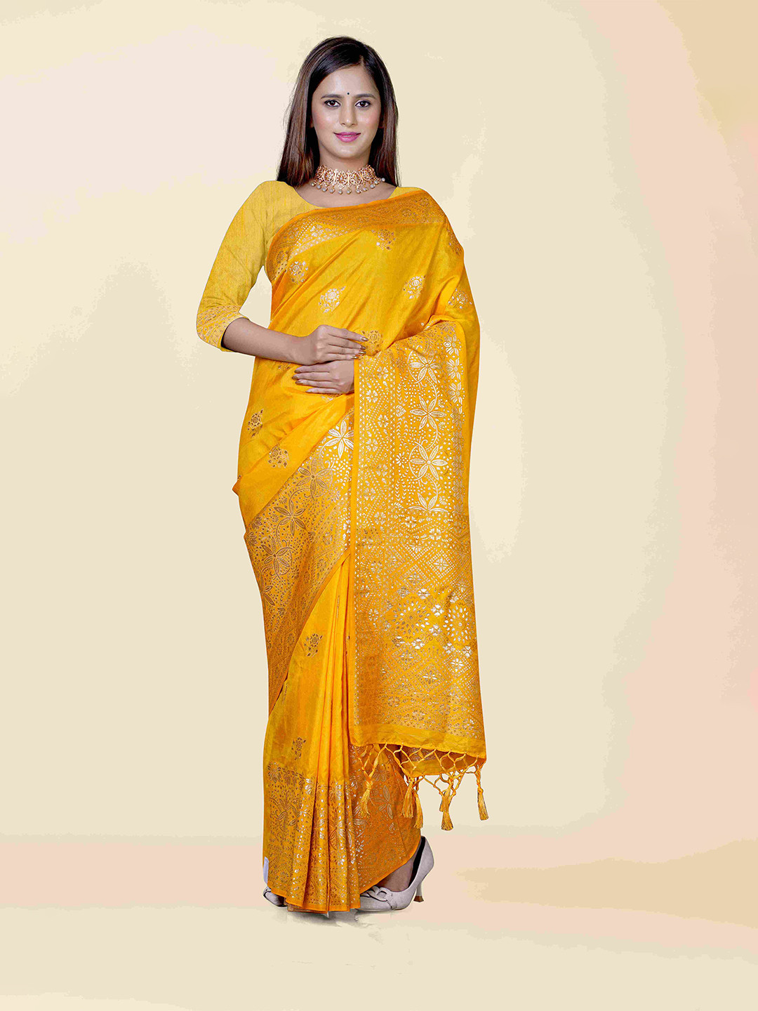 

KAJREE Yellow & Gold-Toned Woven Design Zari Pure Silk Uppada Saree
