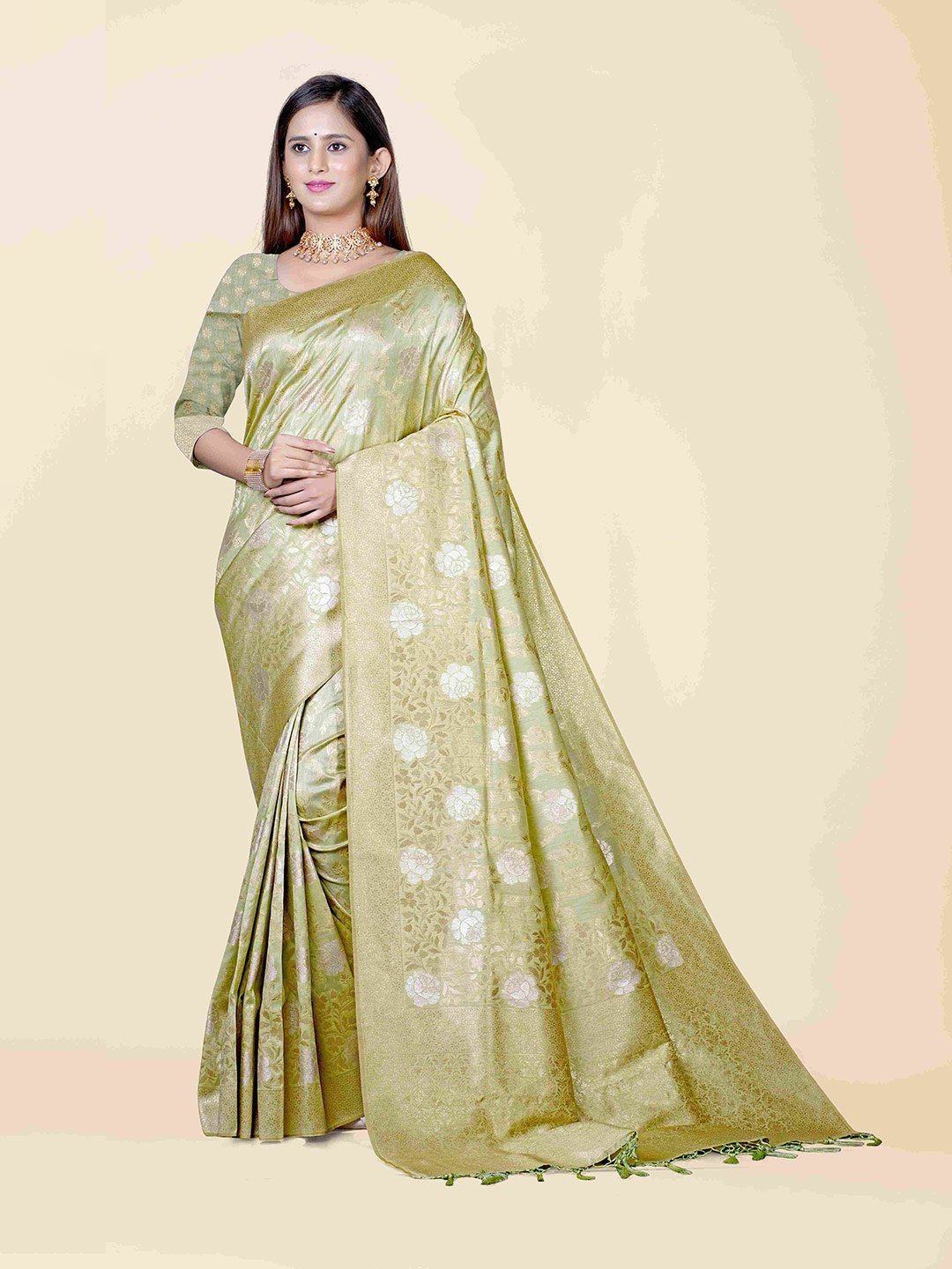 

KAJREE Green & Gold-Toned Woven Design Zari Brocade Khadi Saree