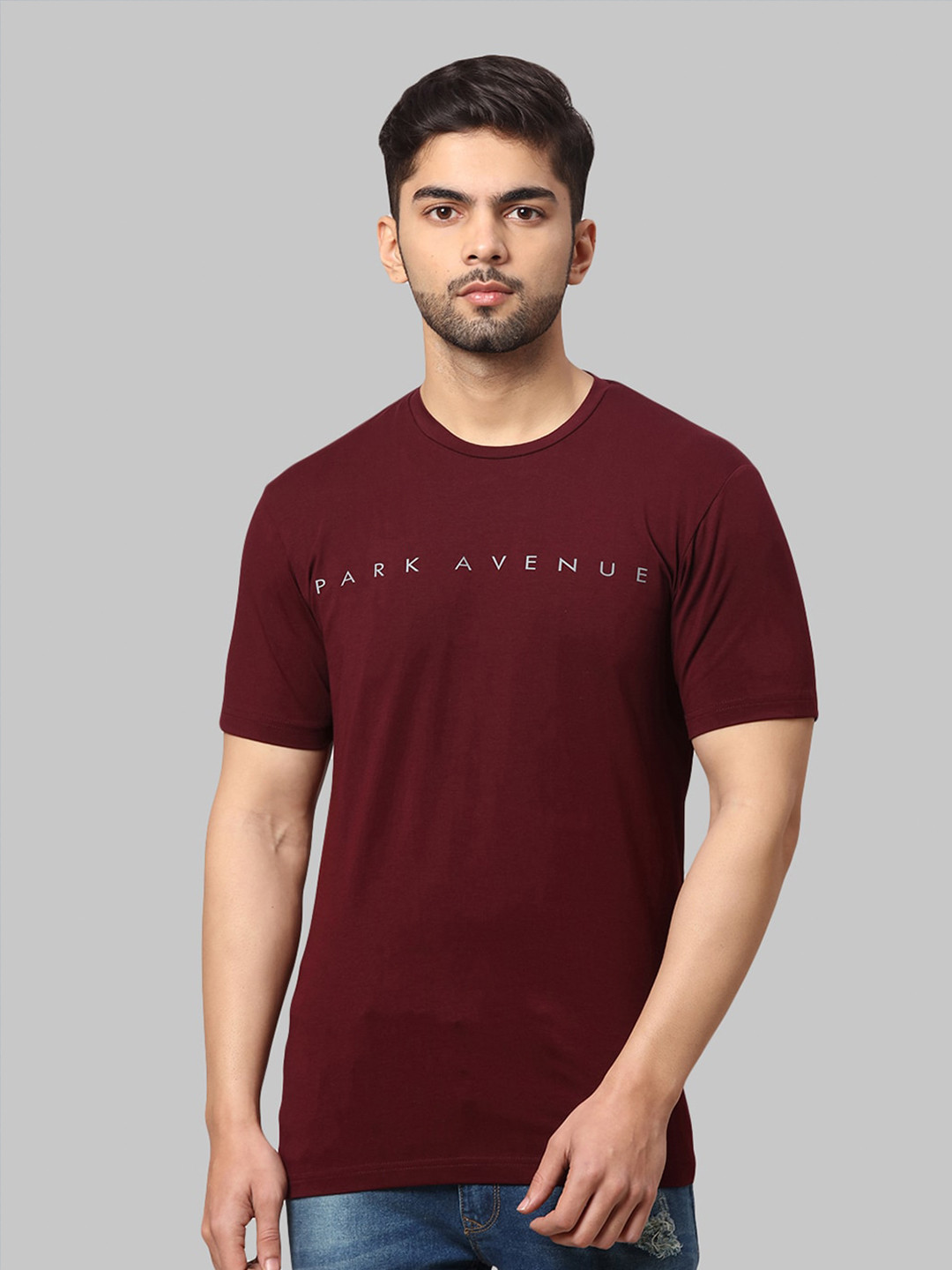 

Park Avenue Men Red Brand Logo Printed Slim Fit T-shirt