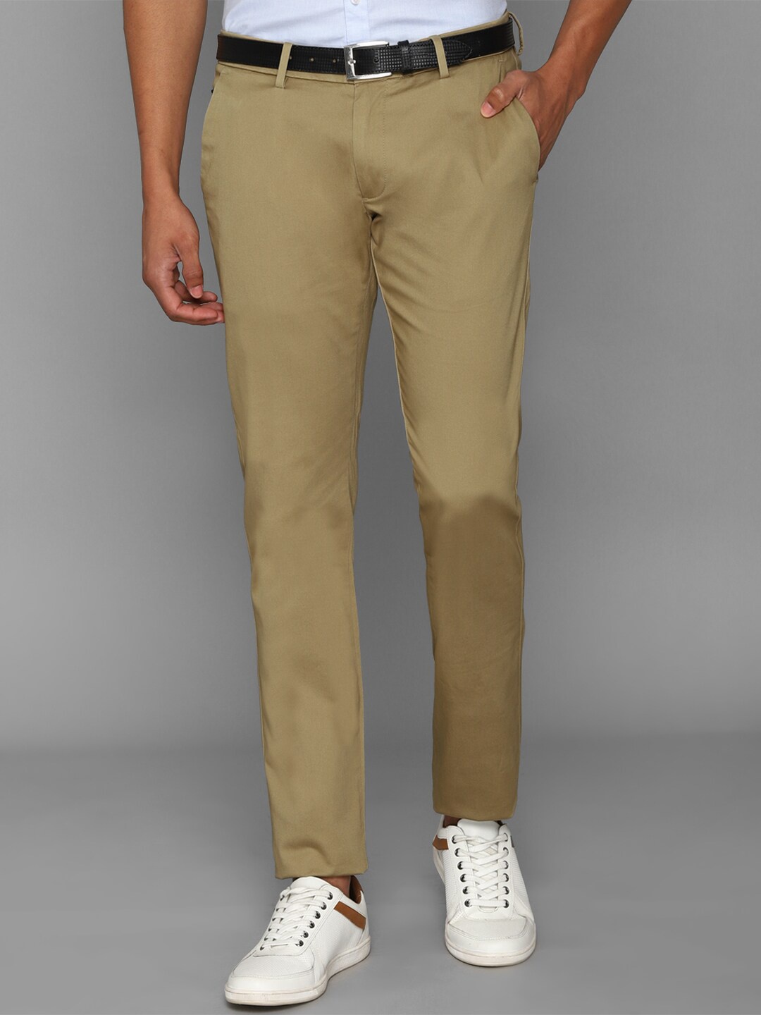 

Allen Solly Men Khaki Slim Fit Trousers