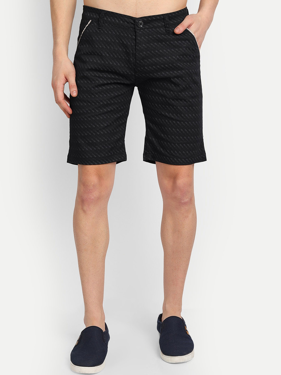 

Wicked Stitch Men Black Printed Cotton Shorts