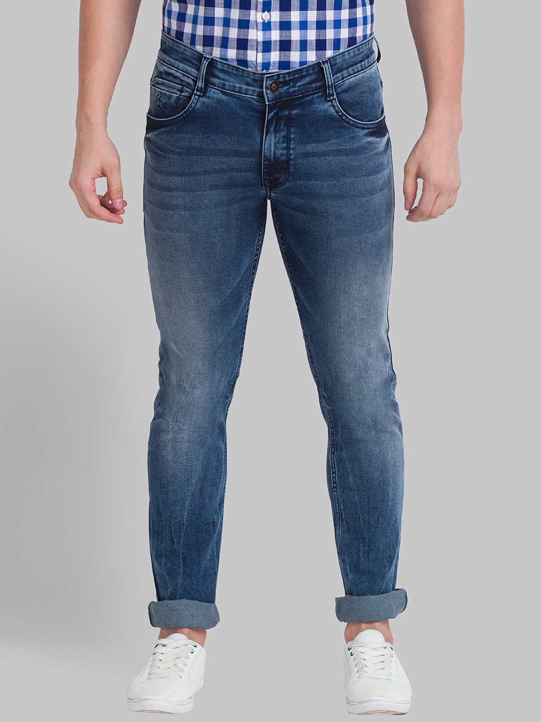 

Parx Men Blue Tapered Fit Light Fade Jeans