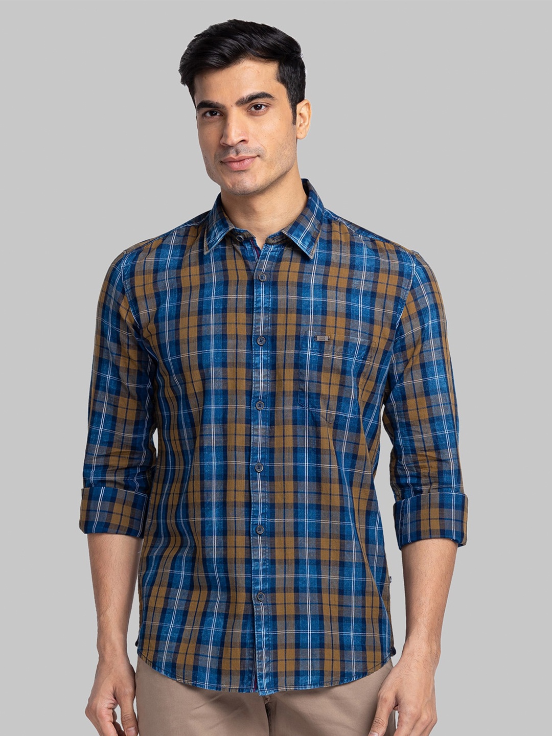 

Parx Men Yellow Slim Fit Checked Cotton Casual Shirt