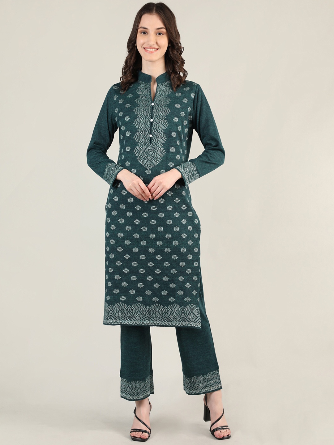 

MIKHAD Women Teal Ethnic Motifs Woolen Kurta with Trousers