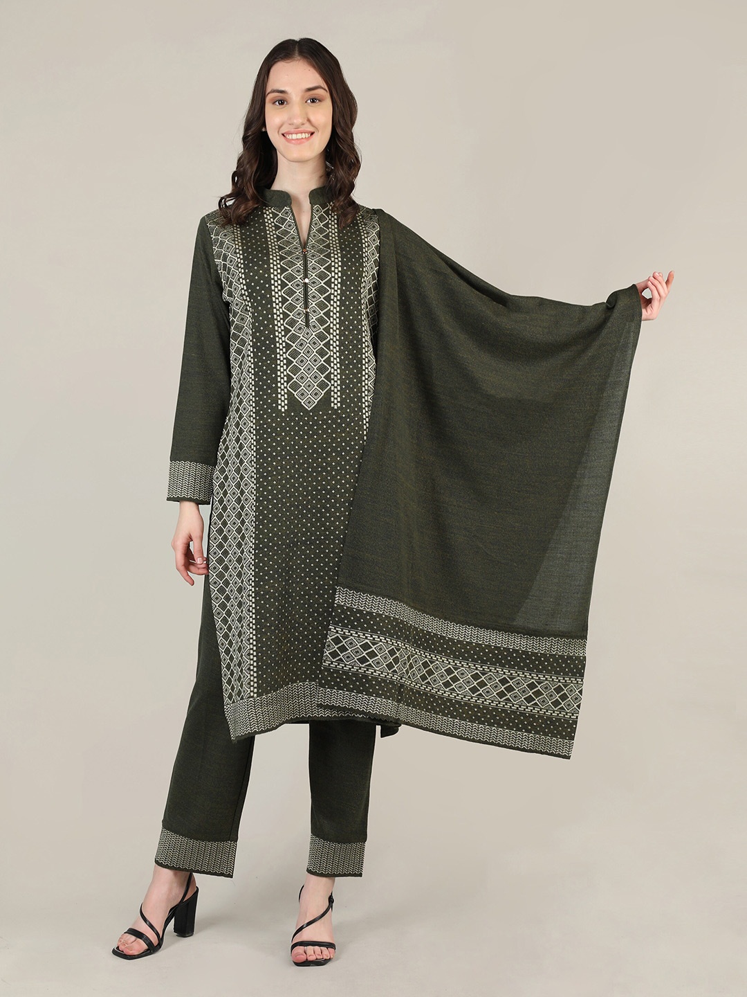 

MIKHAD Women Olive Green Printed Kurta with Trousers & With Dupatta