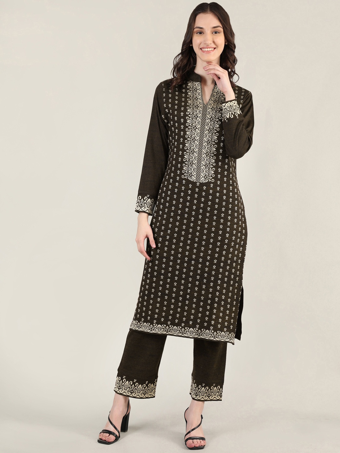 

MIKHAD Women Coffee Brown Printed Kurta with Trousers