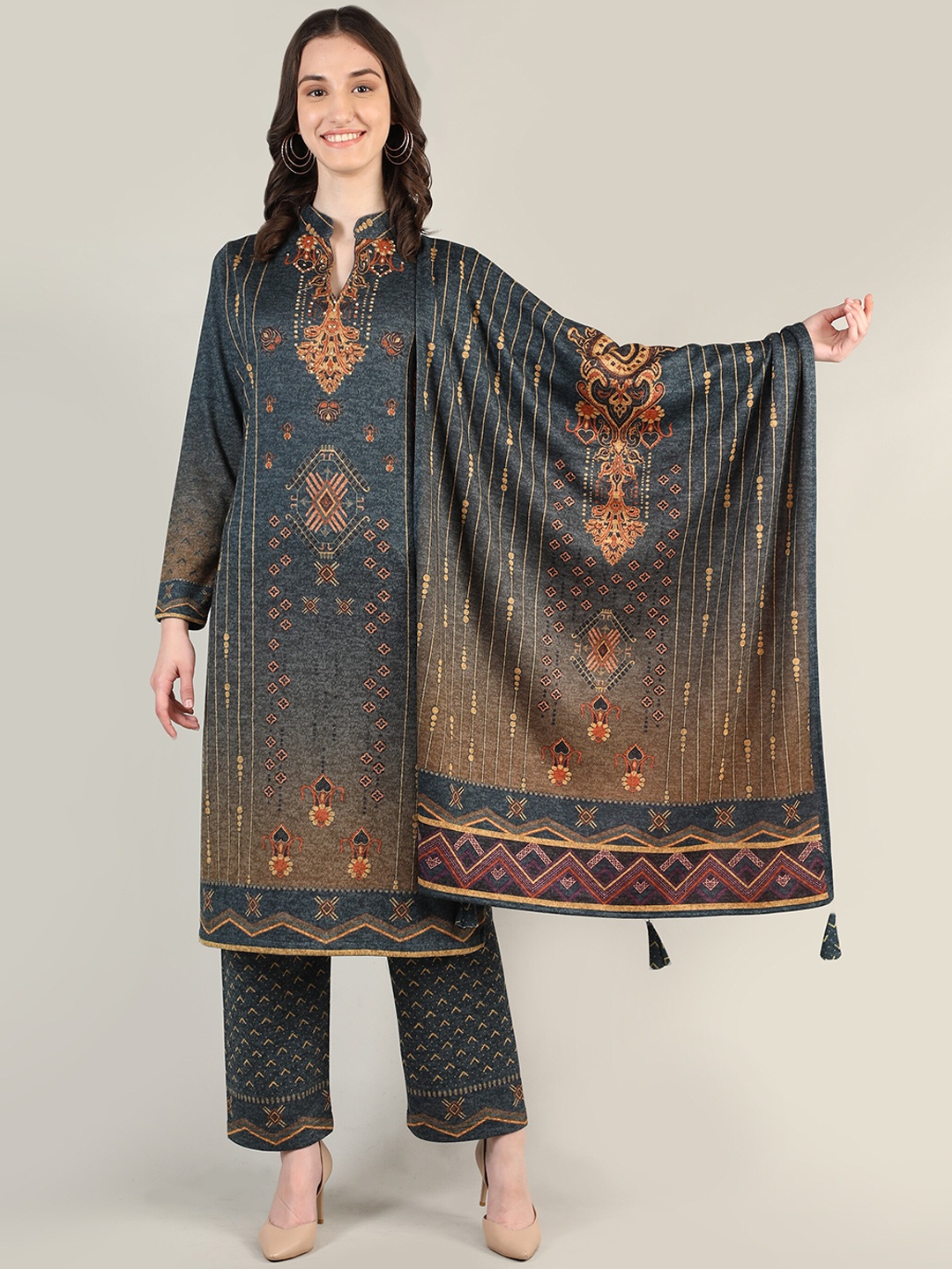 

MIKHAD Women Blue Printed Kurta with Trousers