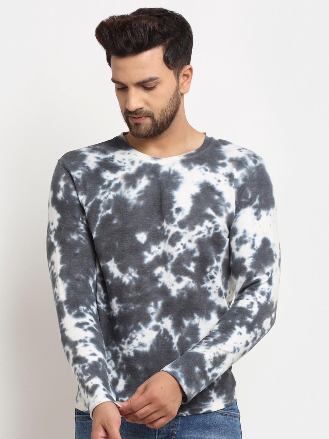 

DOOR74 Men Grey Cotton Printed Sweatshirt