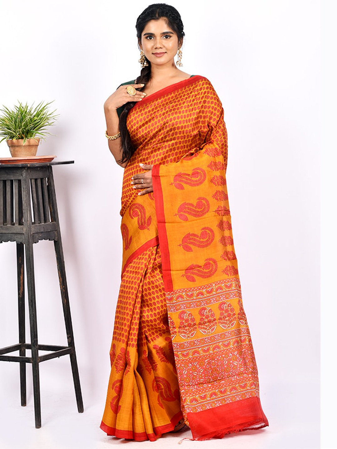 

AllSilks Yellow & Red Ethnic Motifs Pure Silk Murshidabad Saree