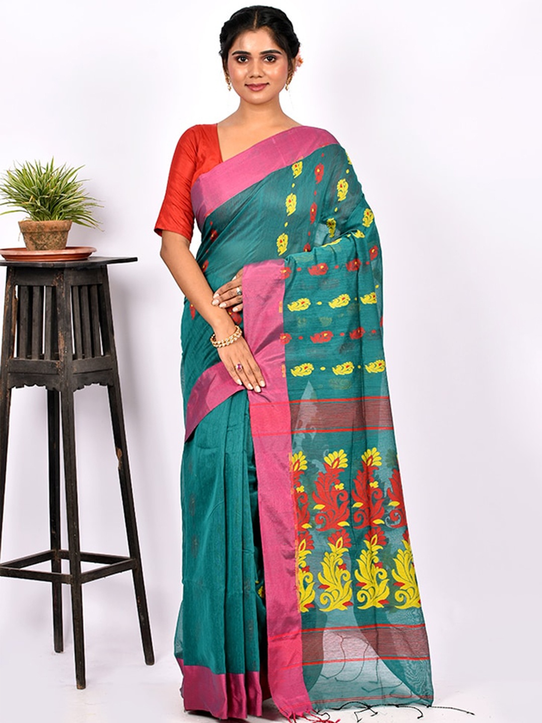 

AllSilks Green & Pink Ethnic Motifs Silk Blend Saree