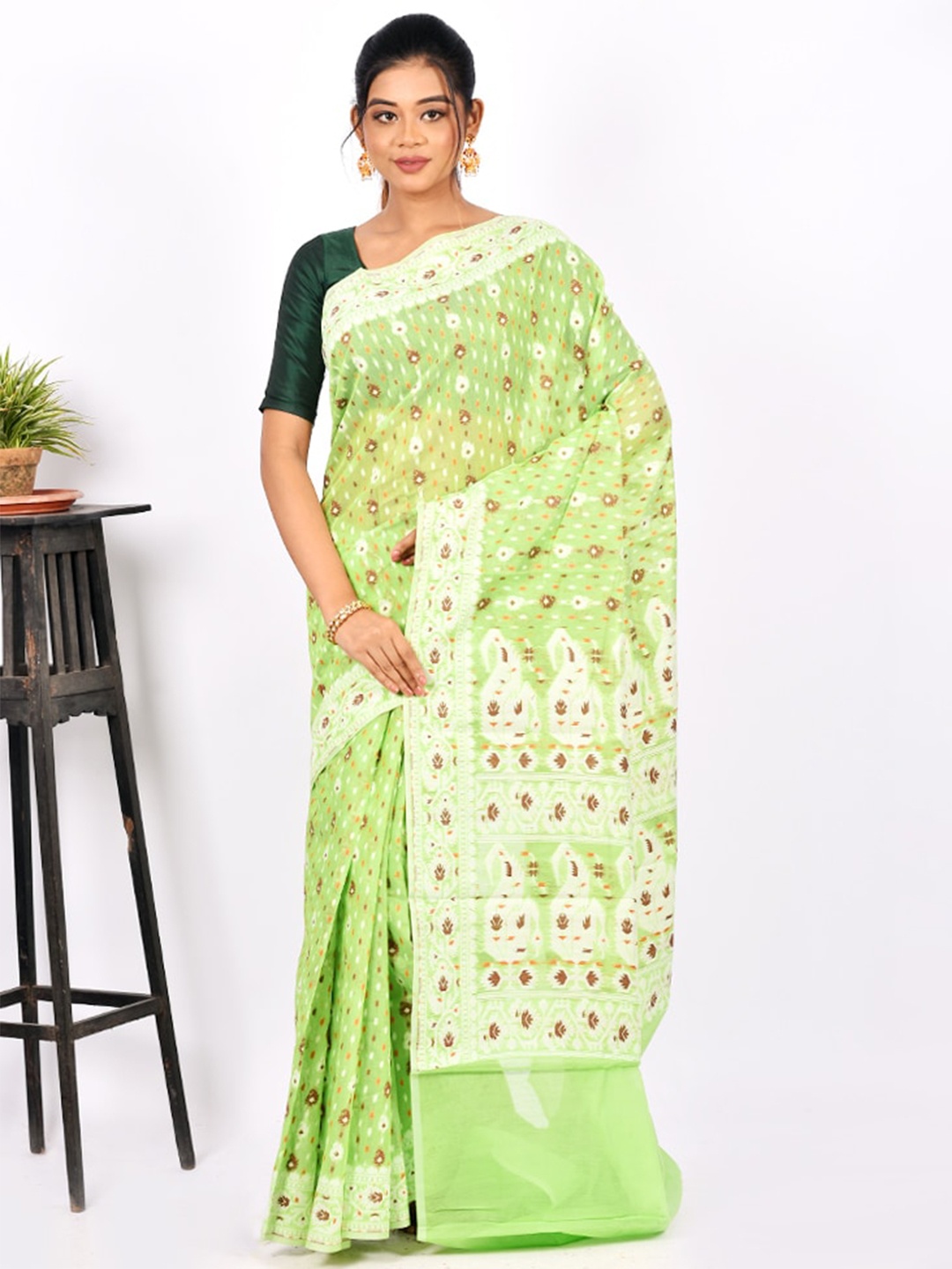 

AllSilks Green & White Woven Design Pure Cotton Saree