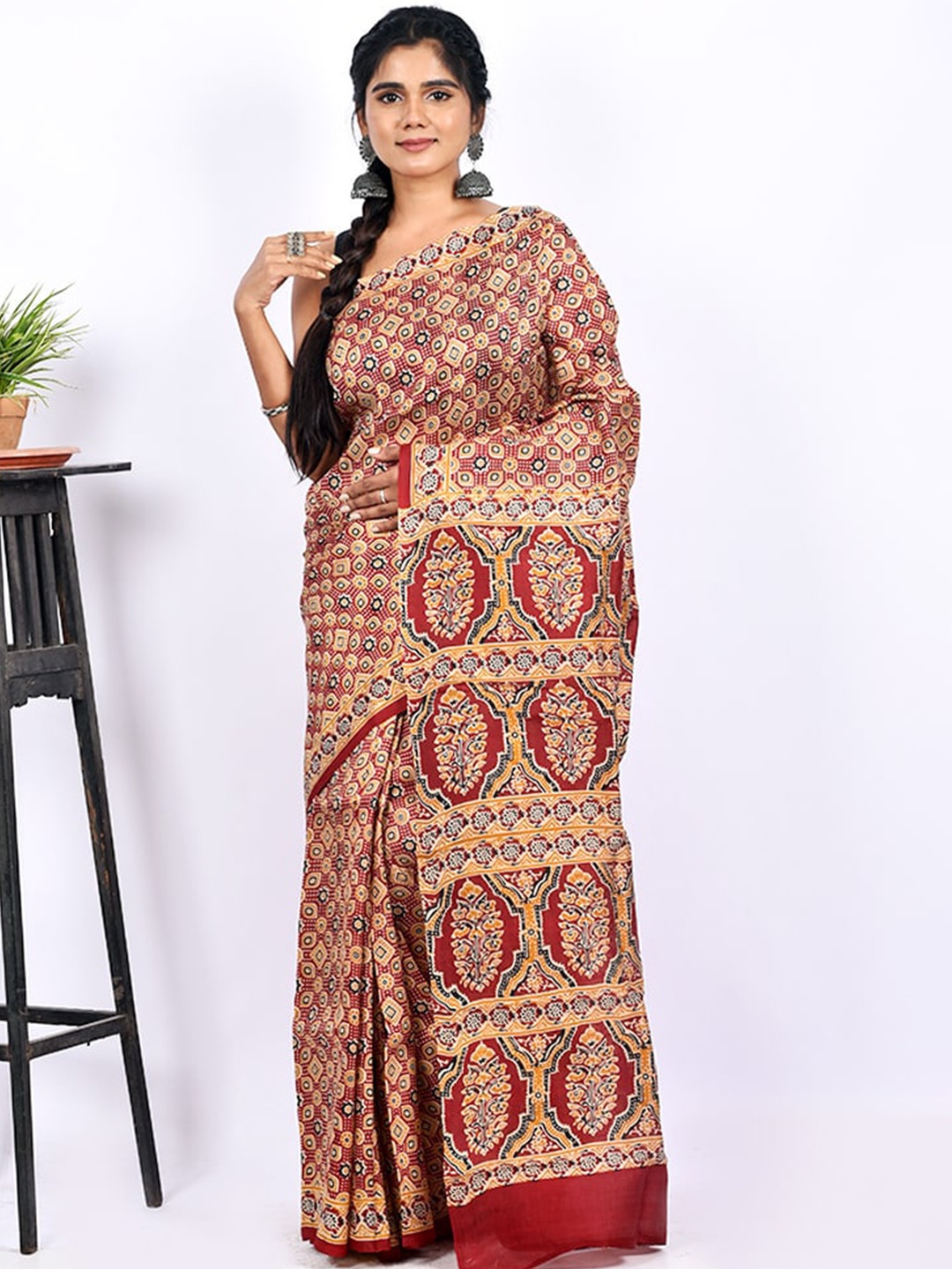 

AllSilks Beige & Maroon Ethnic Motifs Printed Pure Silk Murshidabad silk Saree