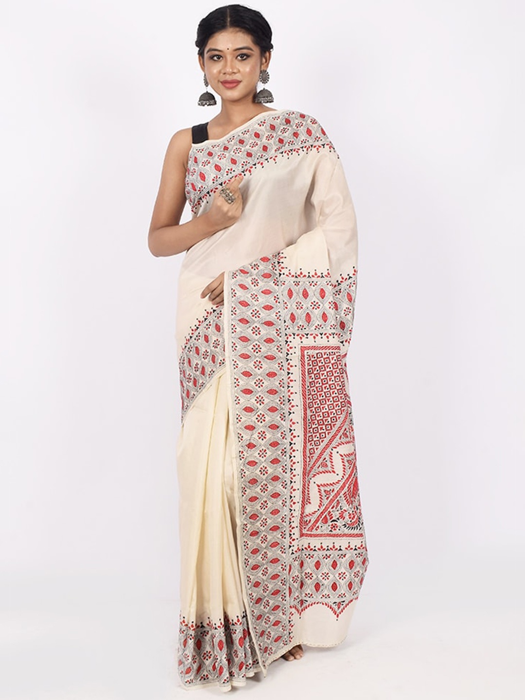 

AllSilks Off White & Red Ethnic Motifs Embroidered Pure Silk Murshidabad Saree