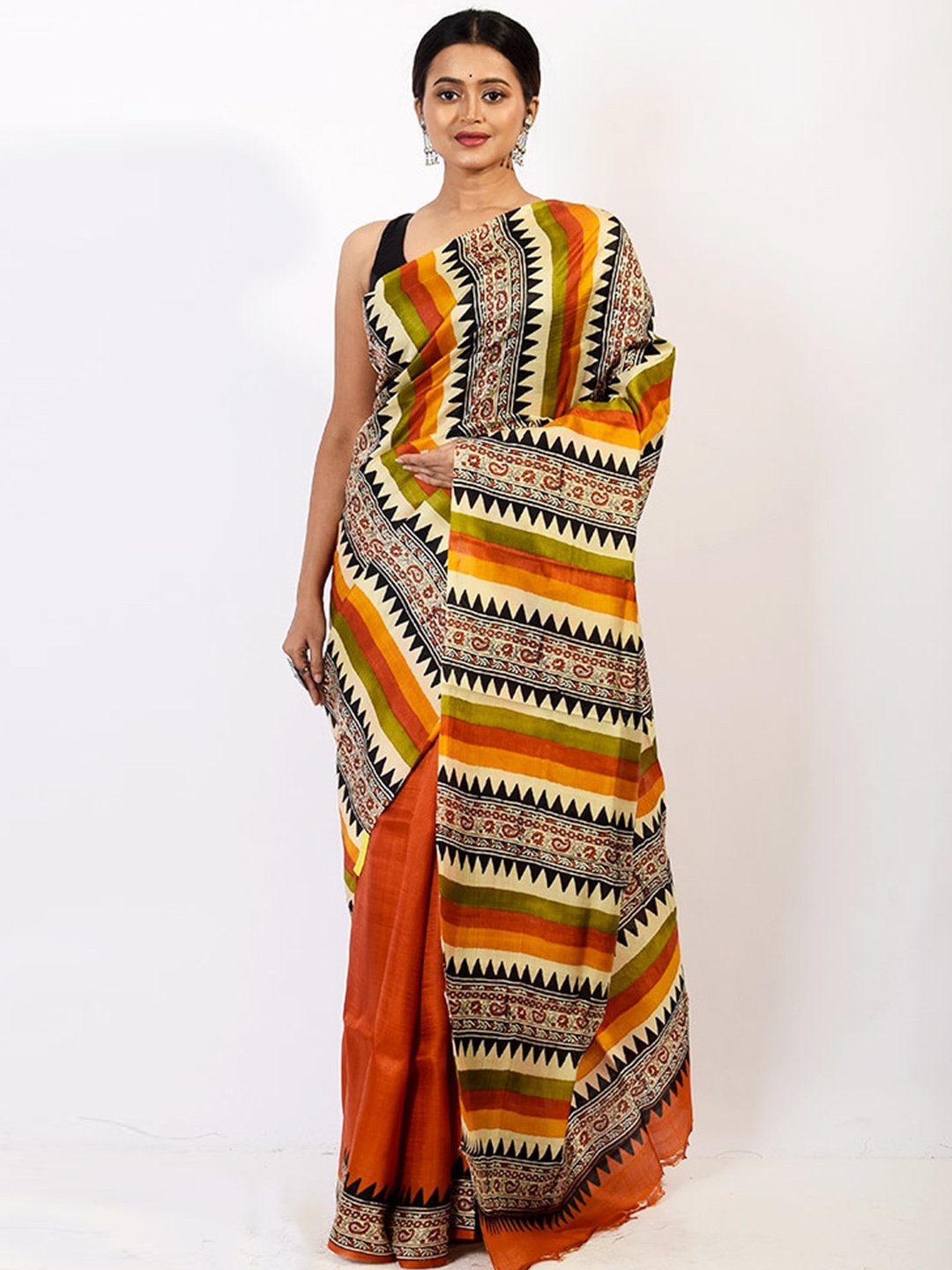 

AllSilks Rust & Cream-Coloured Ethnic Motifs Pure Silk Murshidabad Saree