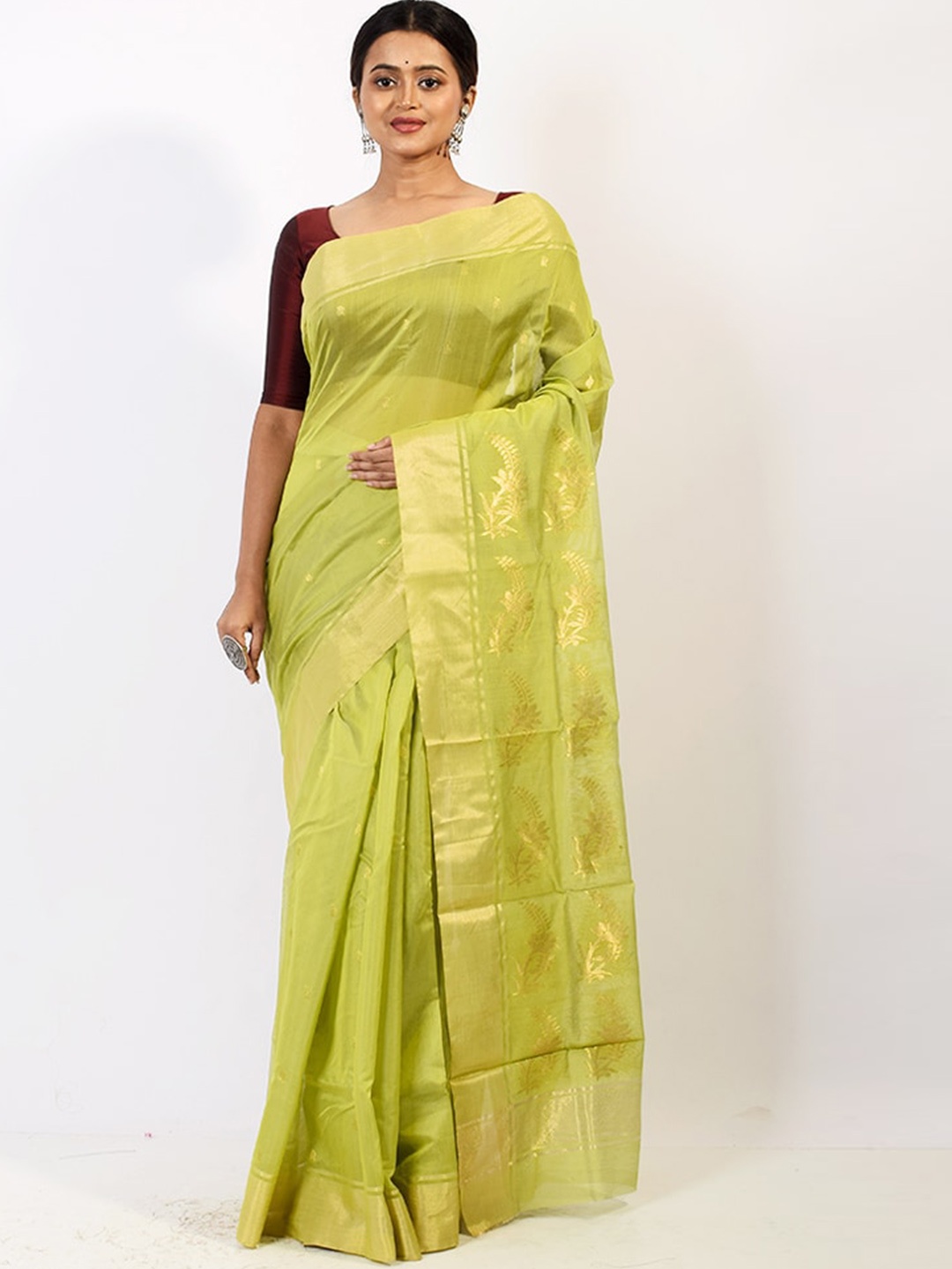 

AllSilks Lime Green & Gold-Toned Floral Zari Pure Silk Chanderi Saree