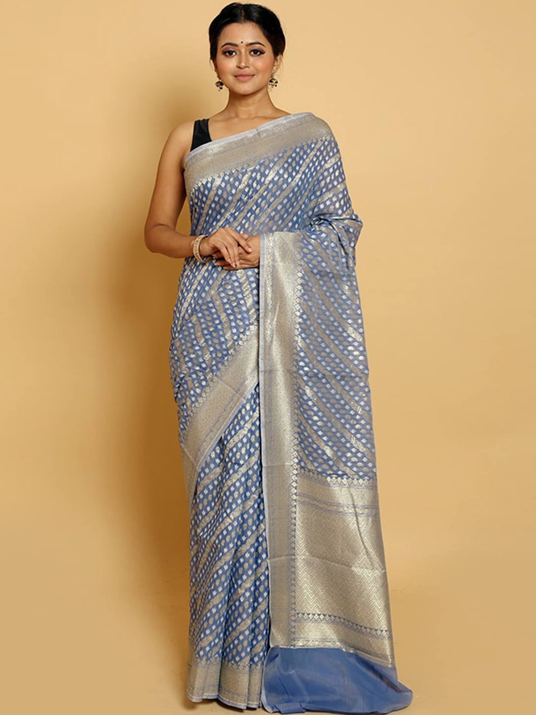 

AllSilks Blue & Gold-Toned Ethnic Motifs Zari Silk Blend Saree