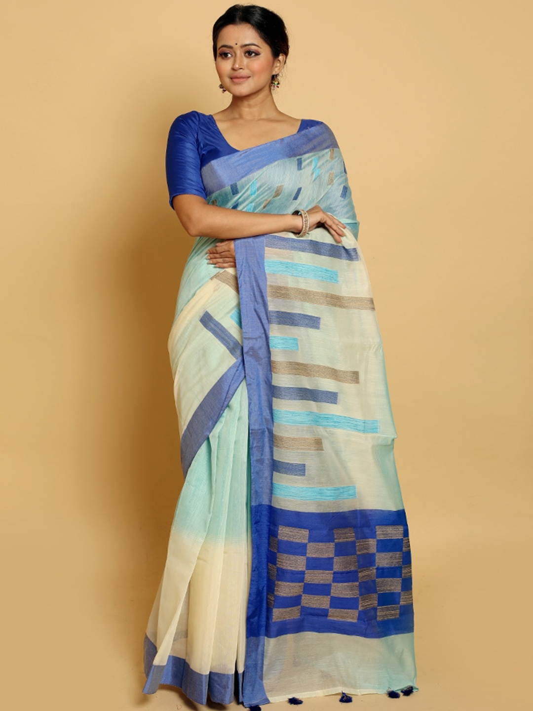 

AllSilks Blue & Gold-Toned Zari Silk Blend Saree