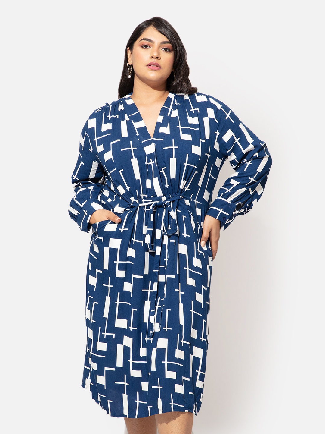 

20Dresses Plus Size Blue Geometric Printed Wrap Dress