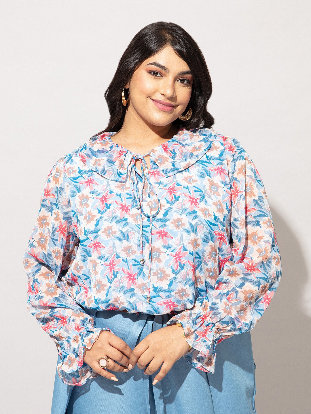 

20Dresses Plus Size Blue & White Floral Printed Chiffon Crop Top