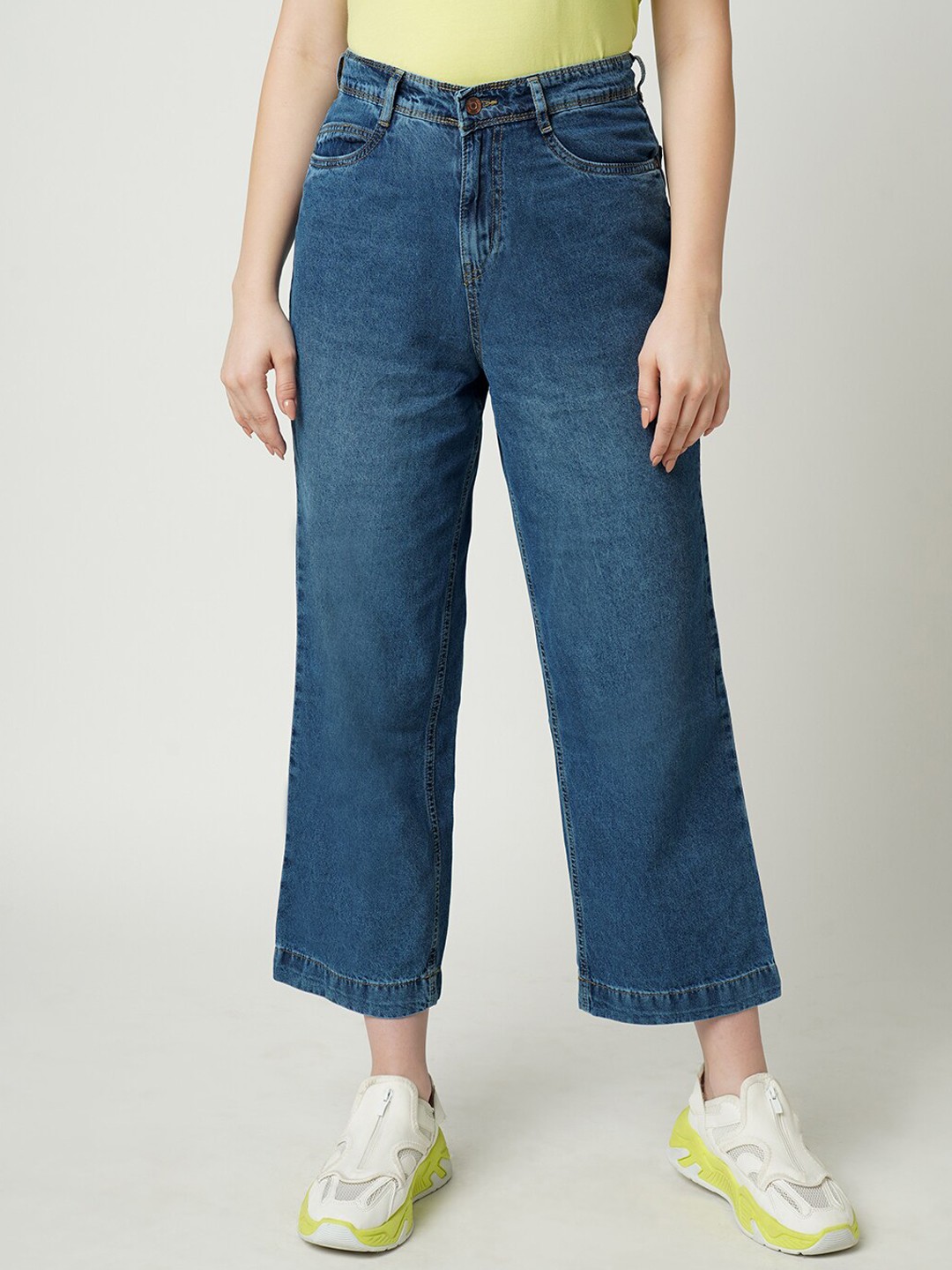 

Kraus Jeans Women Blue Bootcut High-Rise Light Fade Jeans