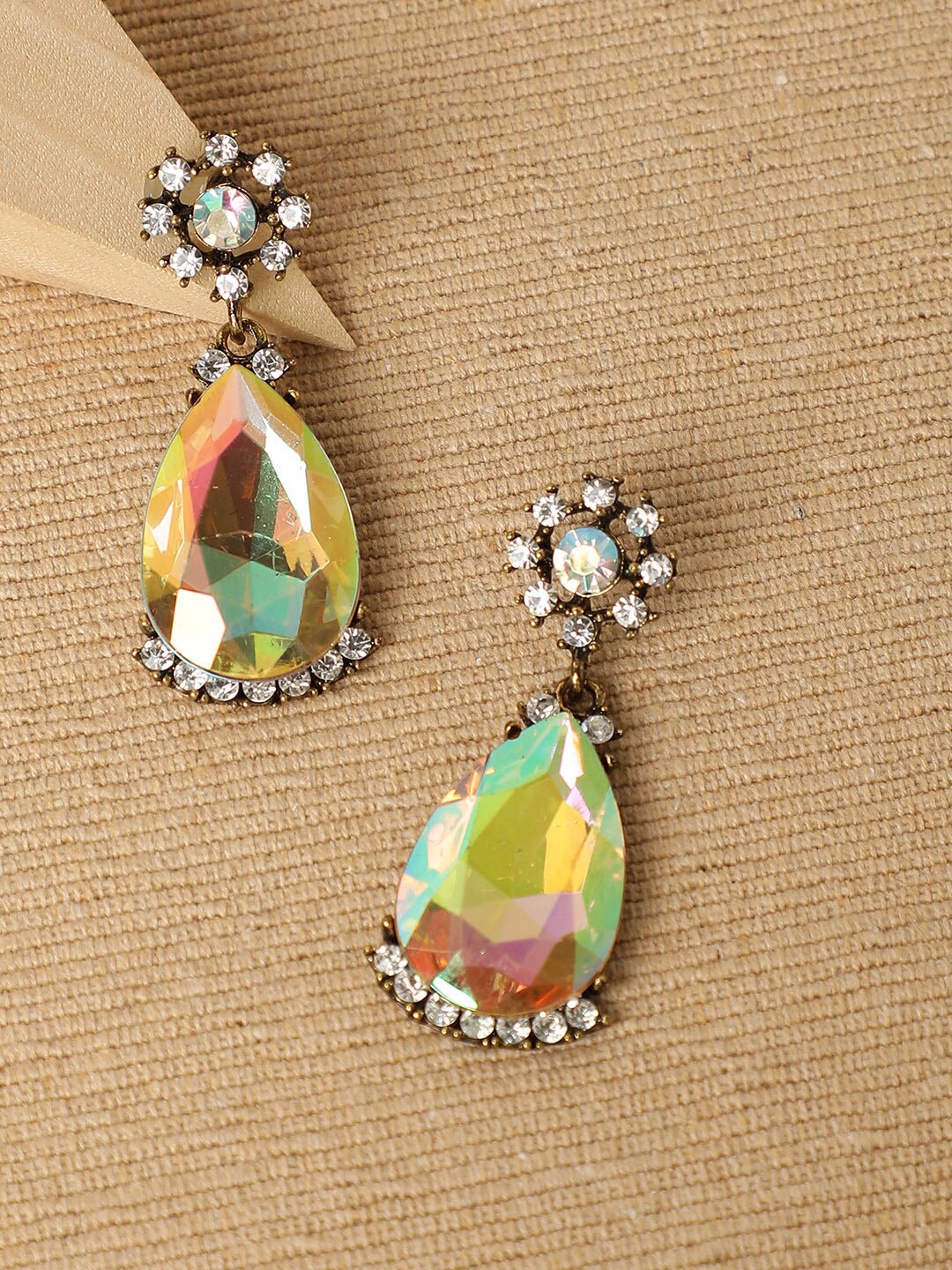 

SOHI Gold-Plated Teardrop Shaped Drop Earrings