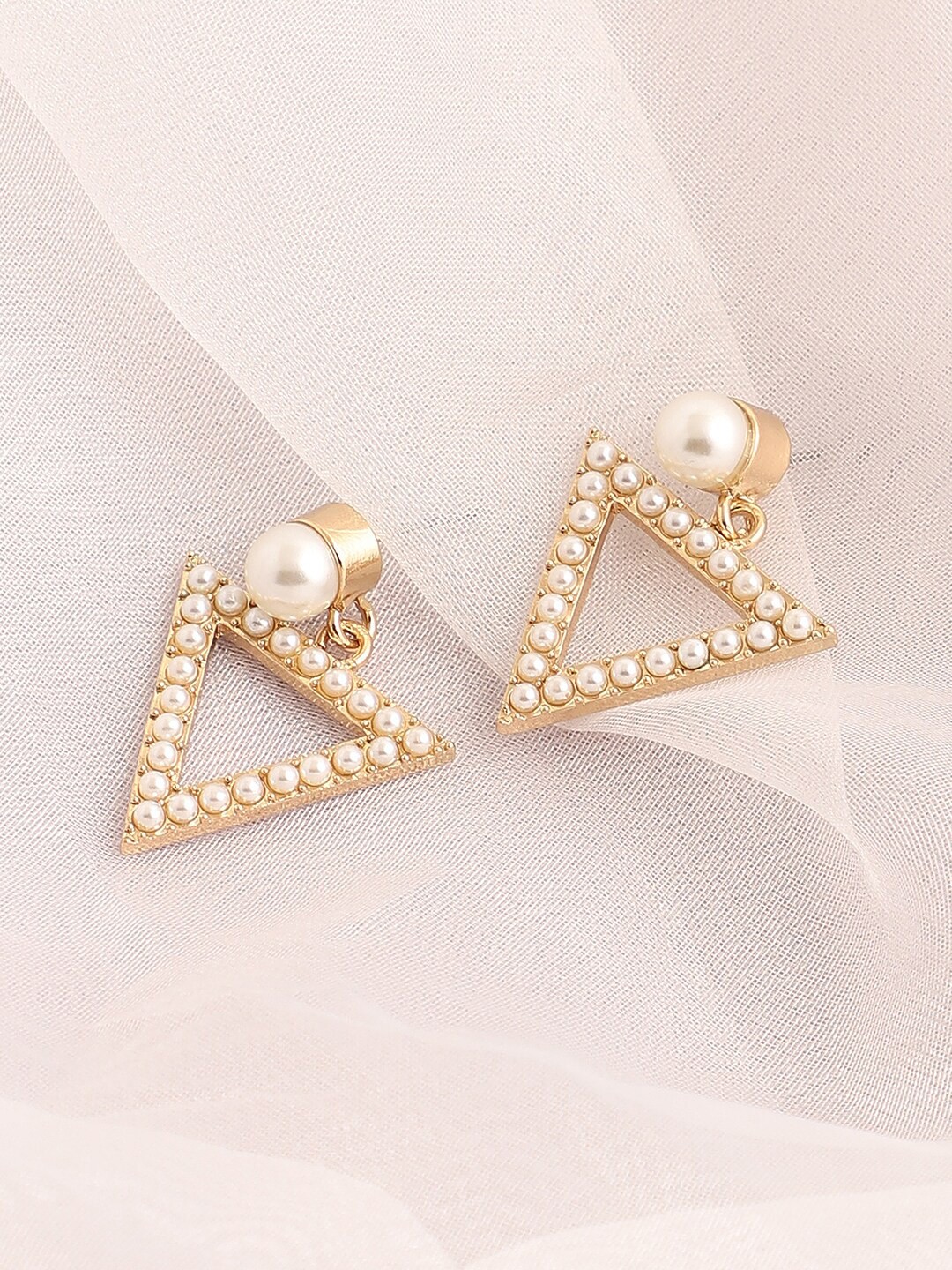 

SOHI Gold-Plated Contemporary Drop Earrings