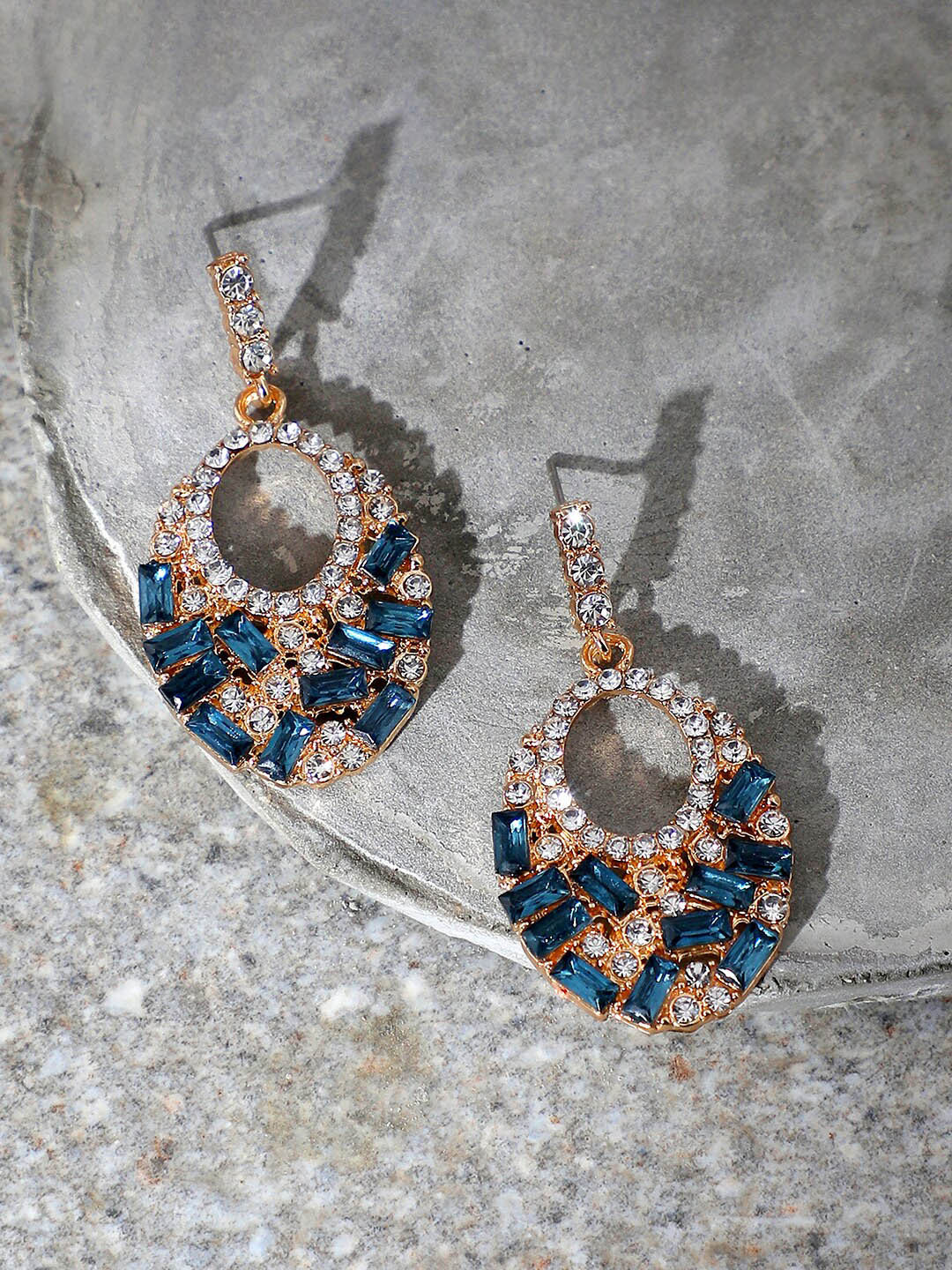 

SOHI Women Gold Plated Blue & White Teardrop Shaped Chandbalis Earrings