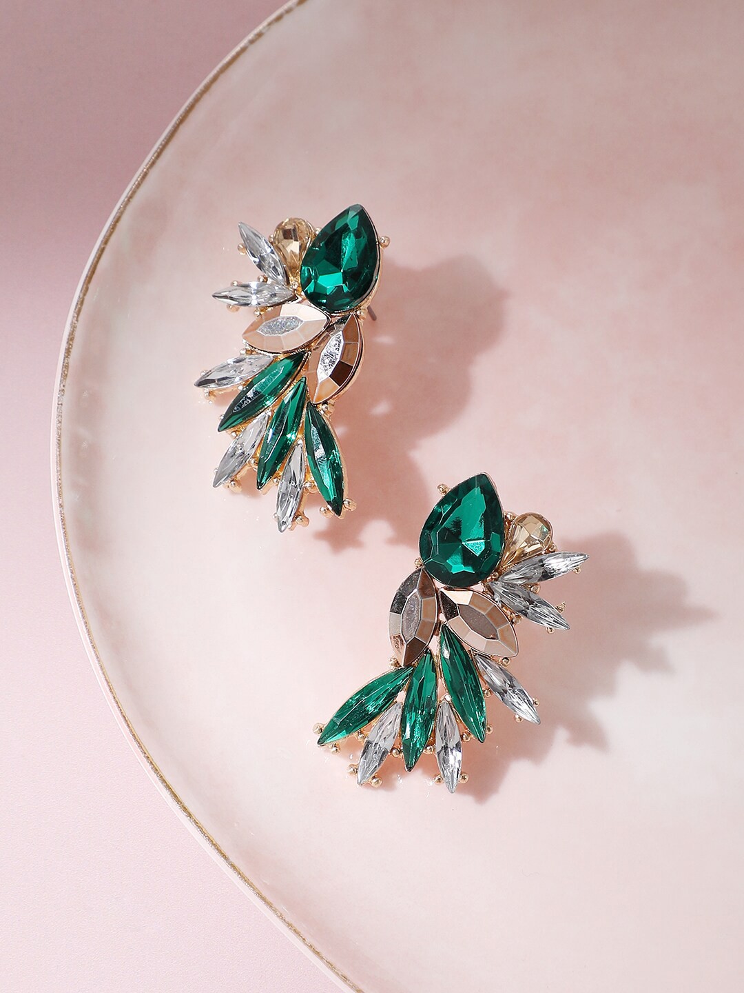 

SOHI Women Gold Plated Green & White Contemporary Studs Earrings