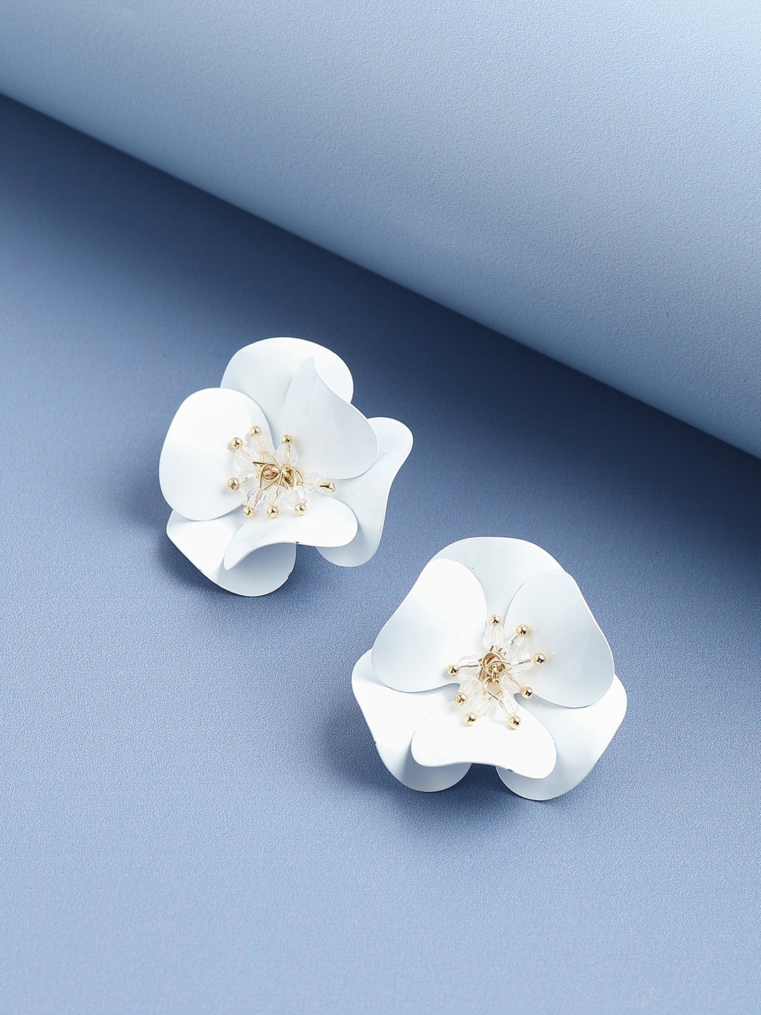 

SOHI White Gold Plated Contemporary Studs Earrings