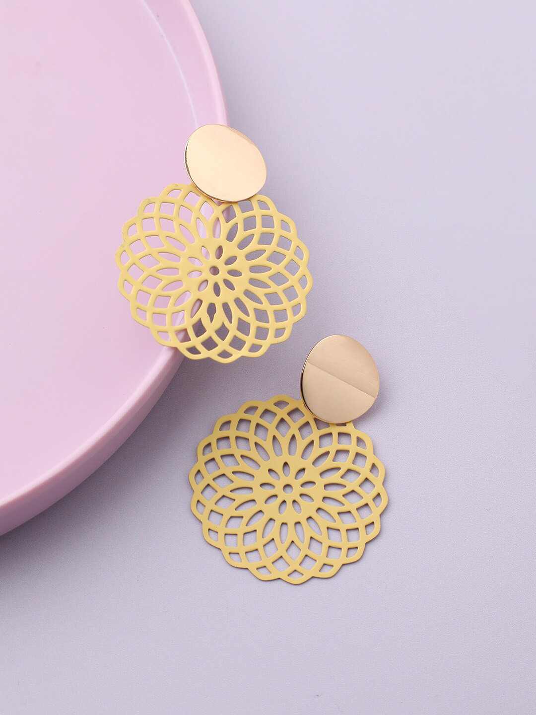 

SOHI Yellow & Gold-Plated Contemporary Drop Earrings
