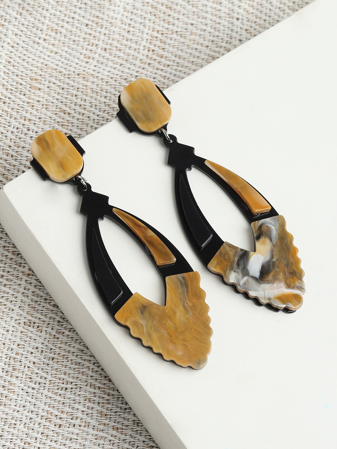 

SOHI Brown & Black Gold-Plated Contemporary Drop Earrings