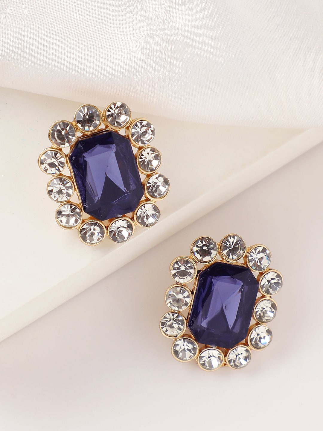 

SOHI Blue & White Gold-Plated Contemporary Studs Earrings