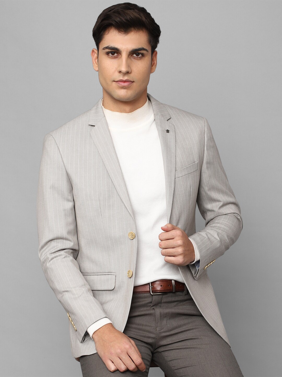 

Louis Philippe Men Grey Striped Single-Breasted Blazer