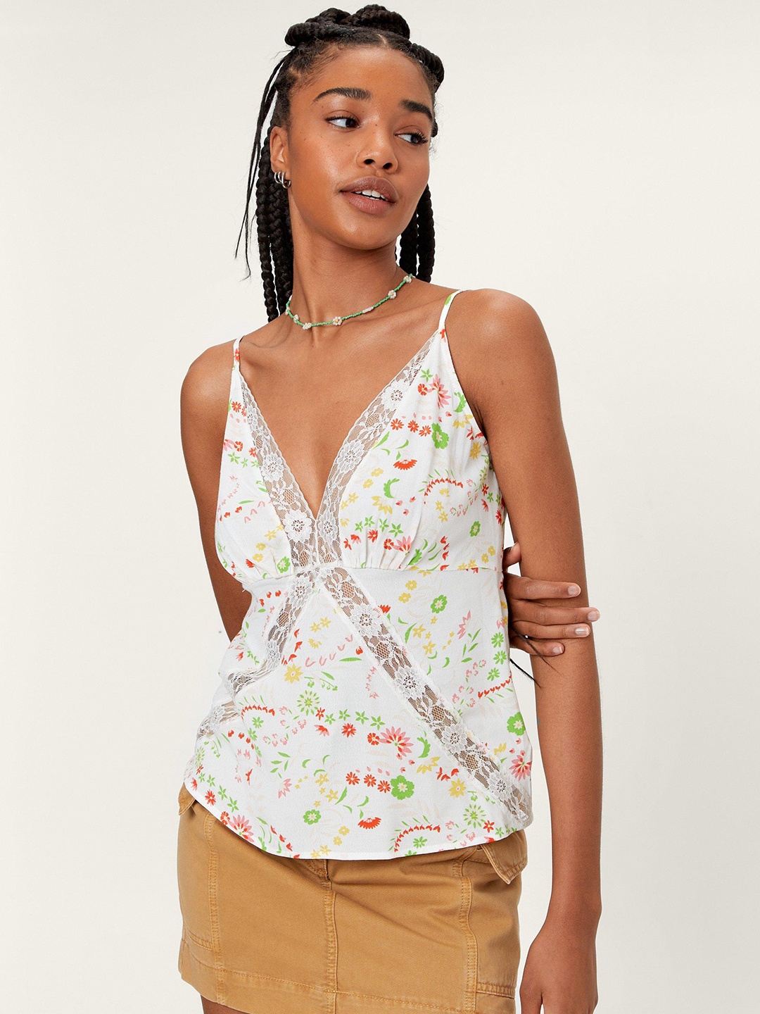 

NASTY GAL White & Green Floral Print Lace Insert Cami Top