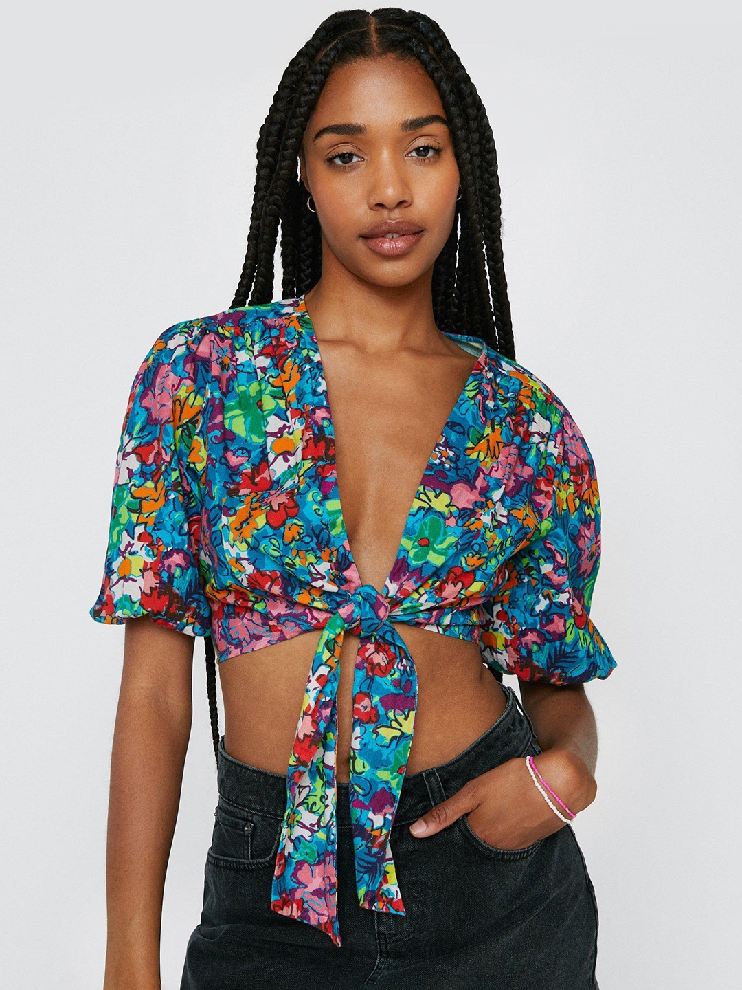 

NASTY GAL Blue & Red Cotton Linen Floral Print Smocked Crop Top