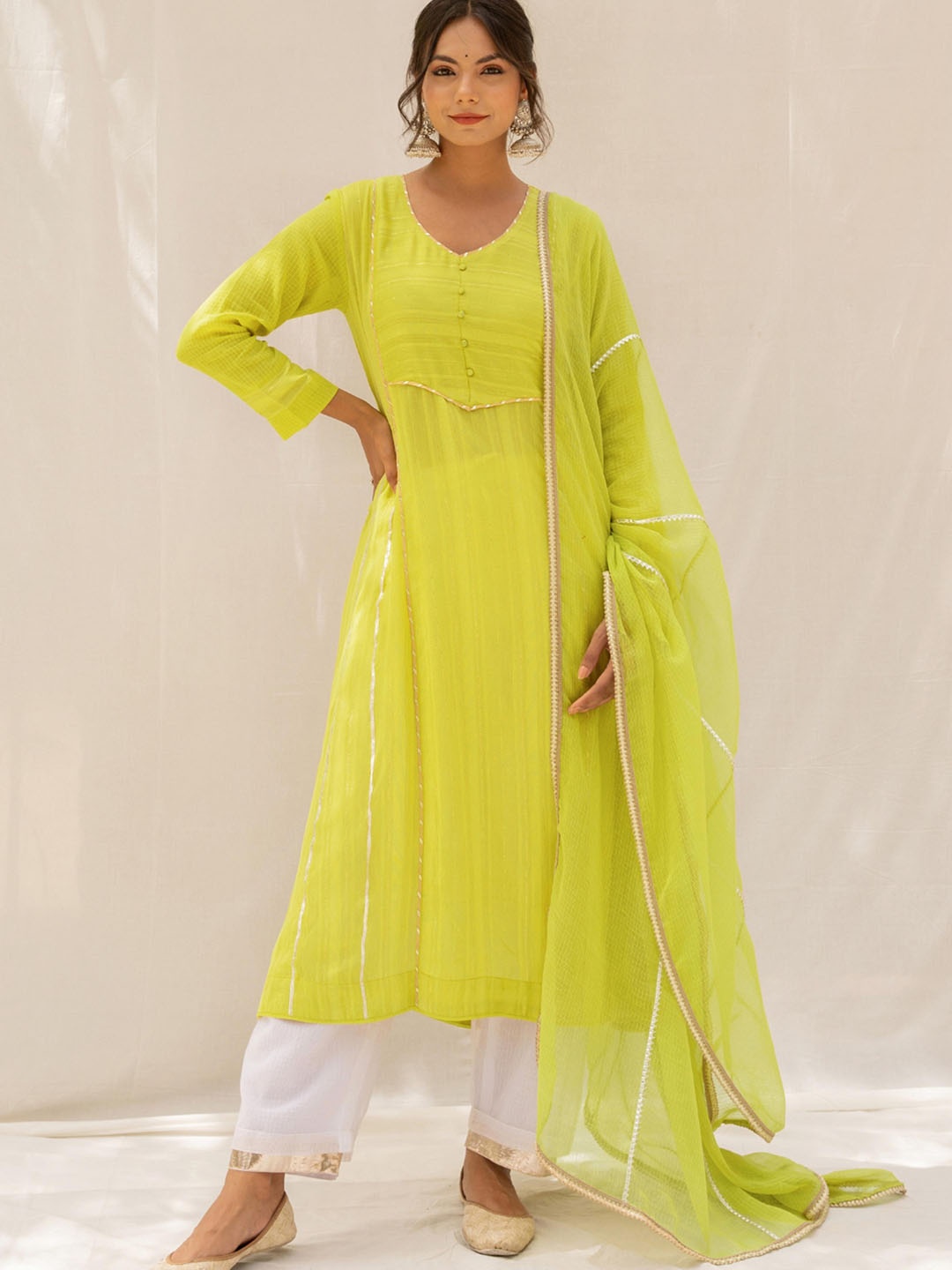

MYAARA Women Green Kurta with Trousers & With Dupatta