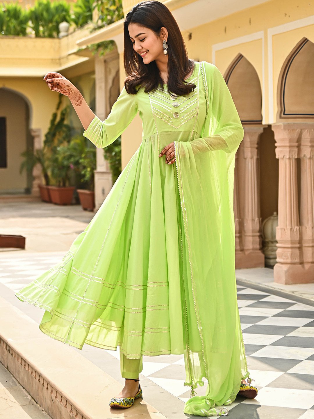 

Bunaai Women Green Pure Cotton Kurta with Trousers & With Dupatta