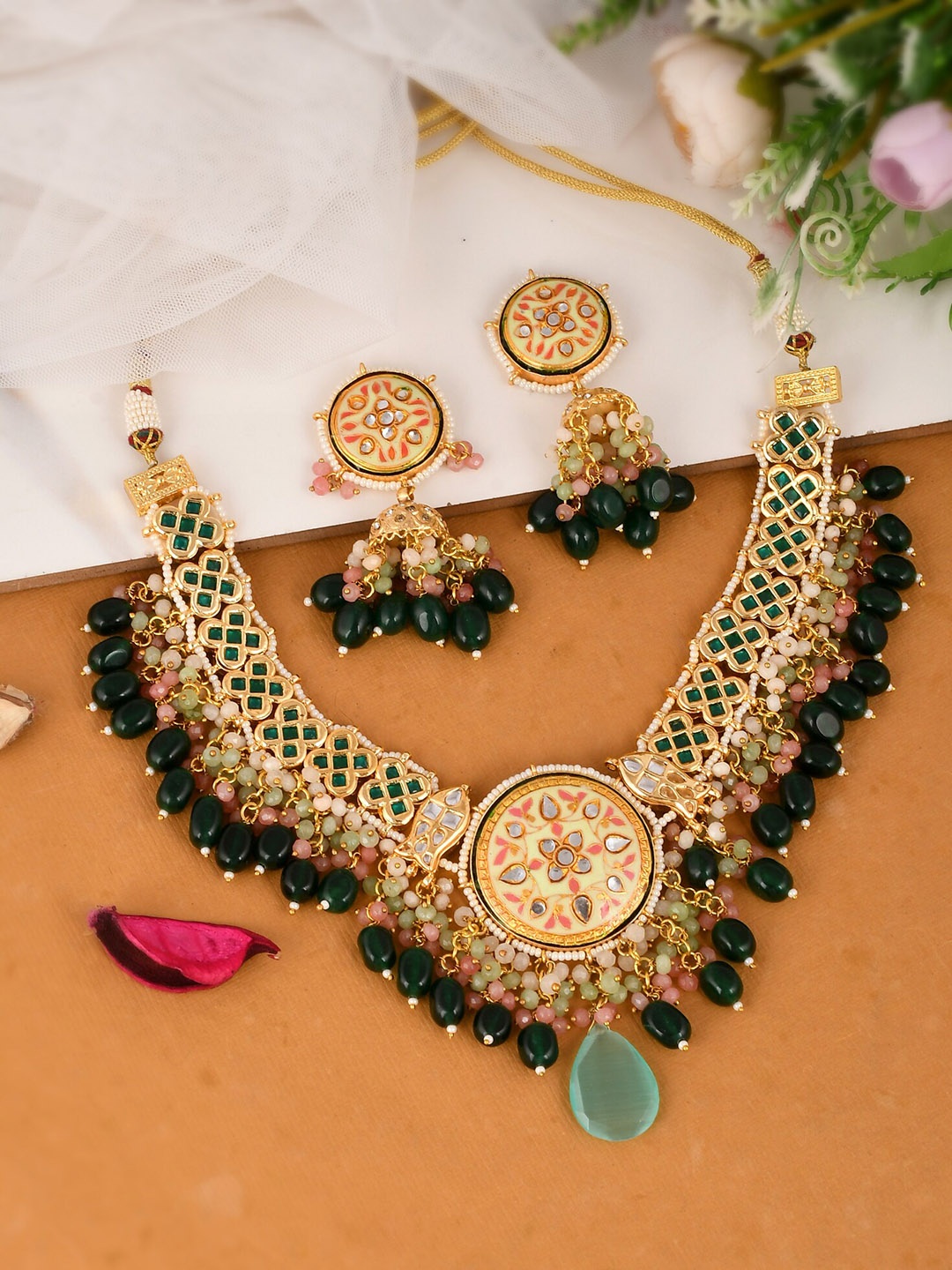 

DASTOOR White & Green Gold-Plated Kundan-Studded & Beaded Jewellery Set