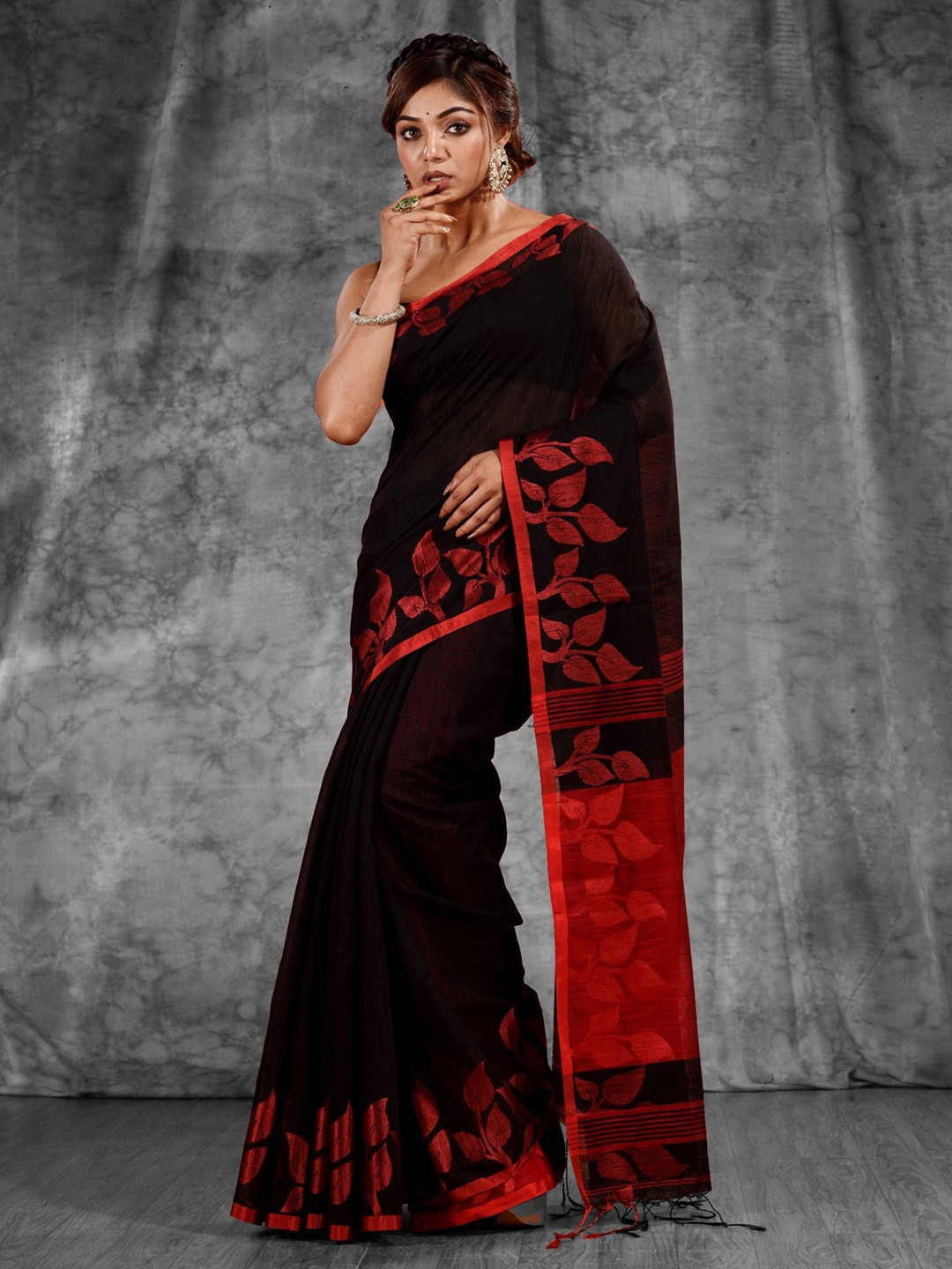 

Charukriti Black & Red Woven Design Saree