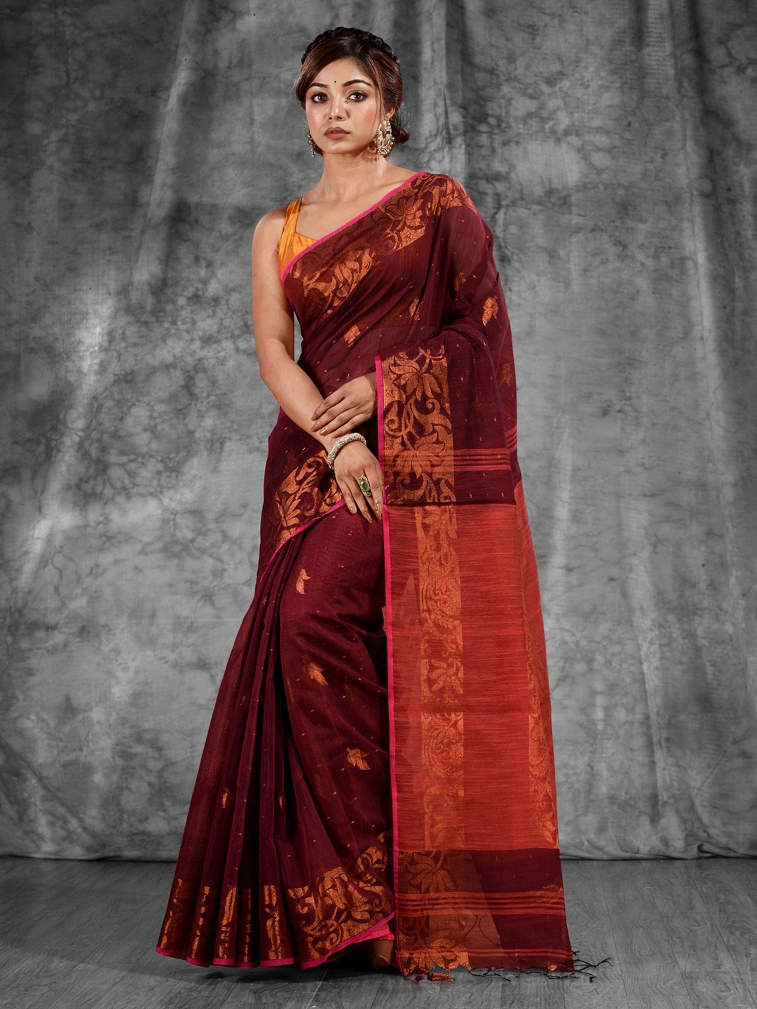 

Charukriti Maroon & Copper-Toned Woven Design Zari Pure Cotton Saree