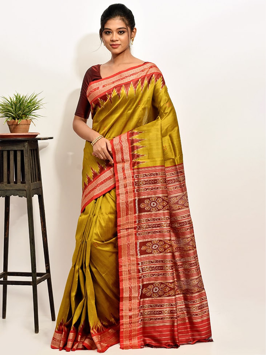 

AllSilks Green & Red Zari Pure Silk Pochampally Saree