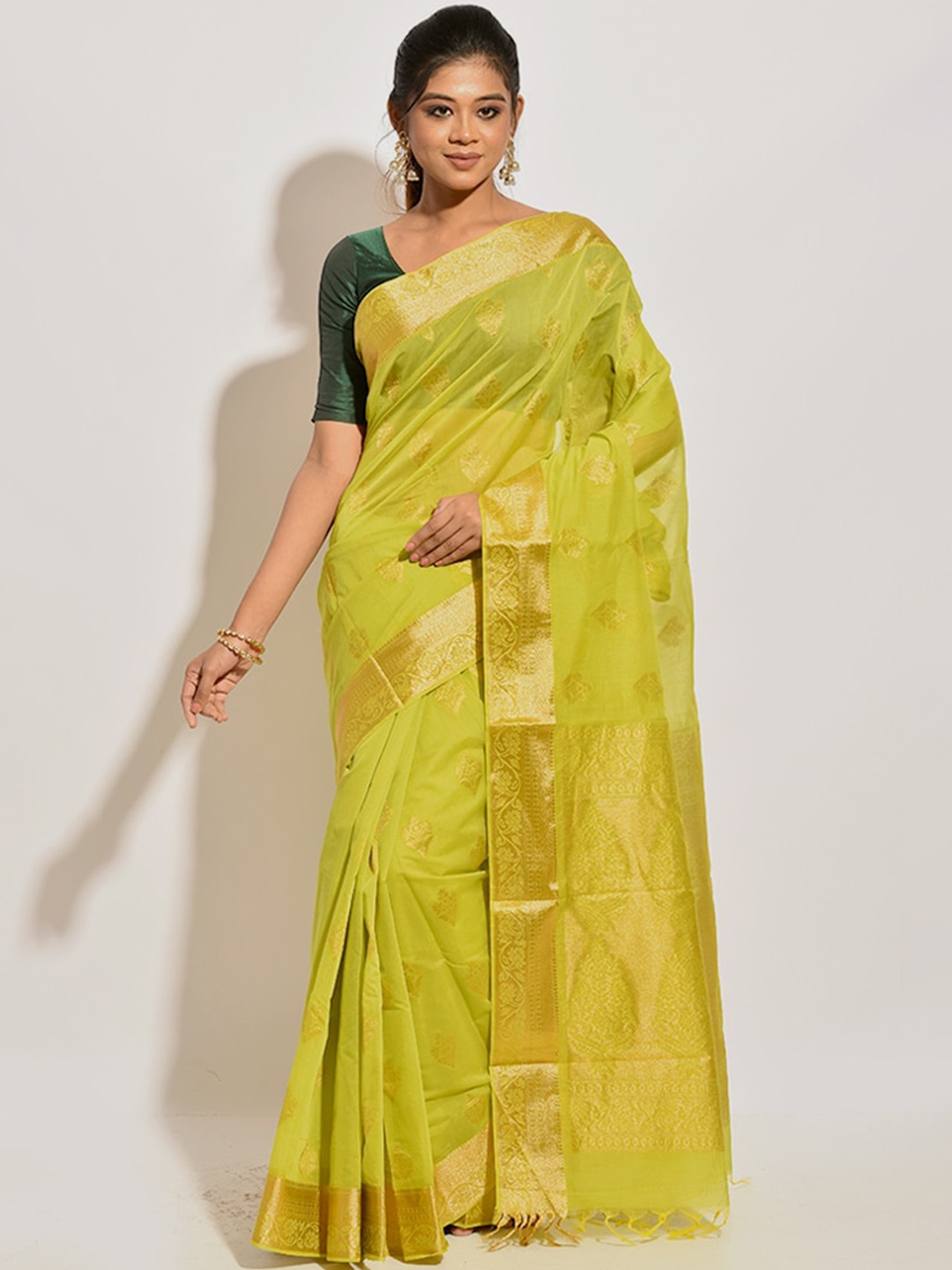 

AllSilks Green & Gold-Toned Woven Design Zari Pure Cotton Saree