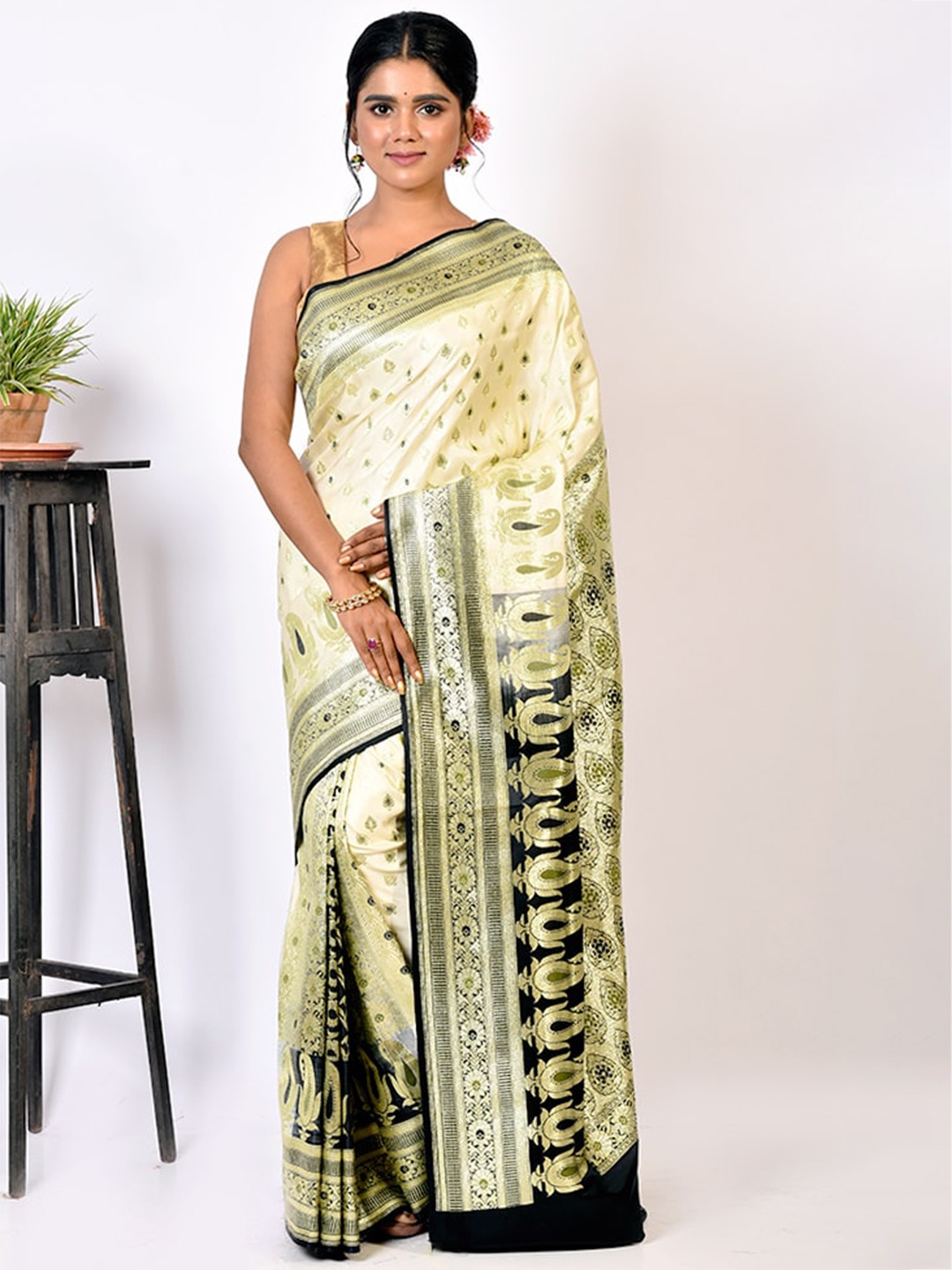 

AllSilks White & Black Woven Design Zari Silk Blend Banarasi Saree