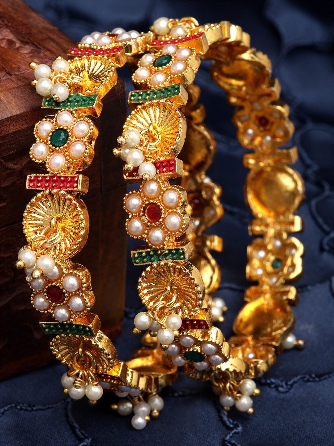 

KARATCART Set Of 2 Gold-Plated Red & White Pearls & Stones Studded Bangle Set