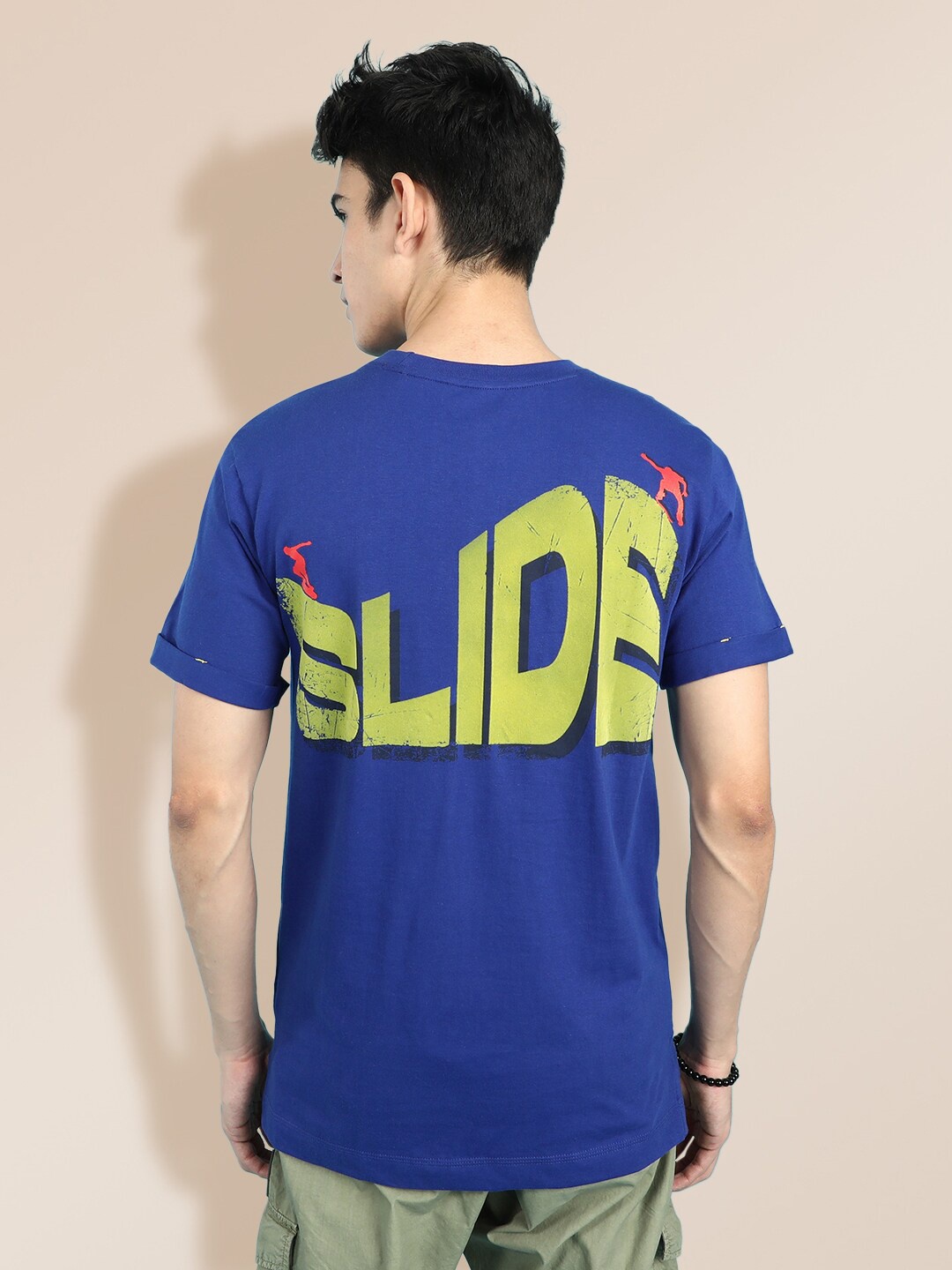 

KRA Men Blue & Yellow Typography Printed Pure Cotton T-shirt
