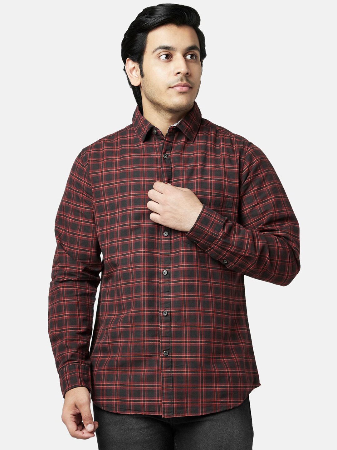 

YU by Pantaloons Men Red Slim Fit Tartan Checked Cotton Cotton Casual Shirt