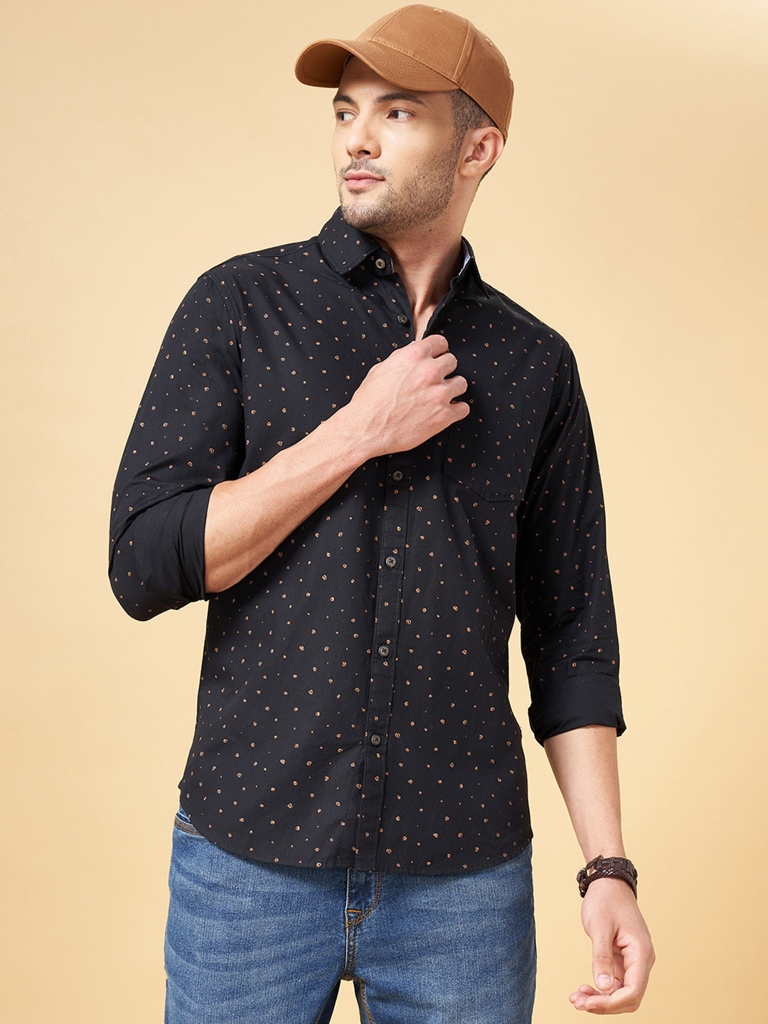 

YU by Pantaloons Men Slim Fit Printed Cotton Casual Shirt, Charcoal