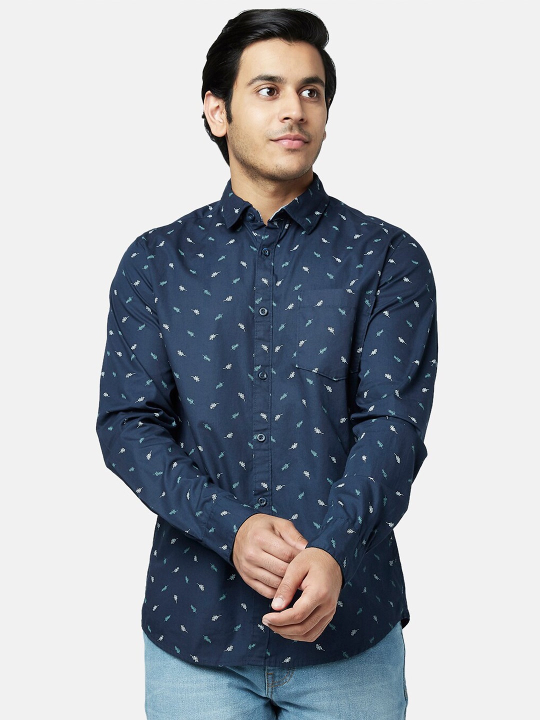 

YU by Pantaloons Men Slim Fit Printed Cotton Casual Shirt, Navy blue